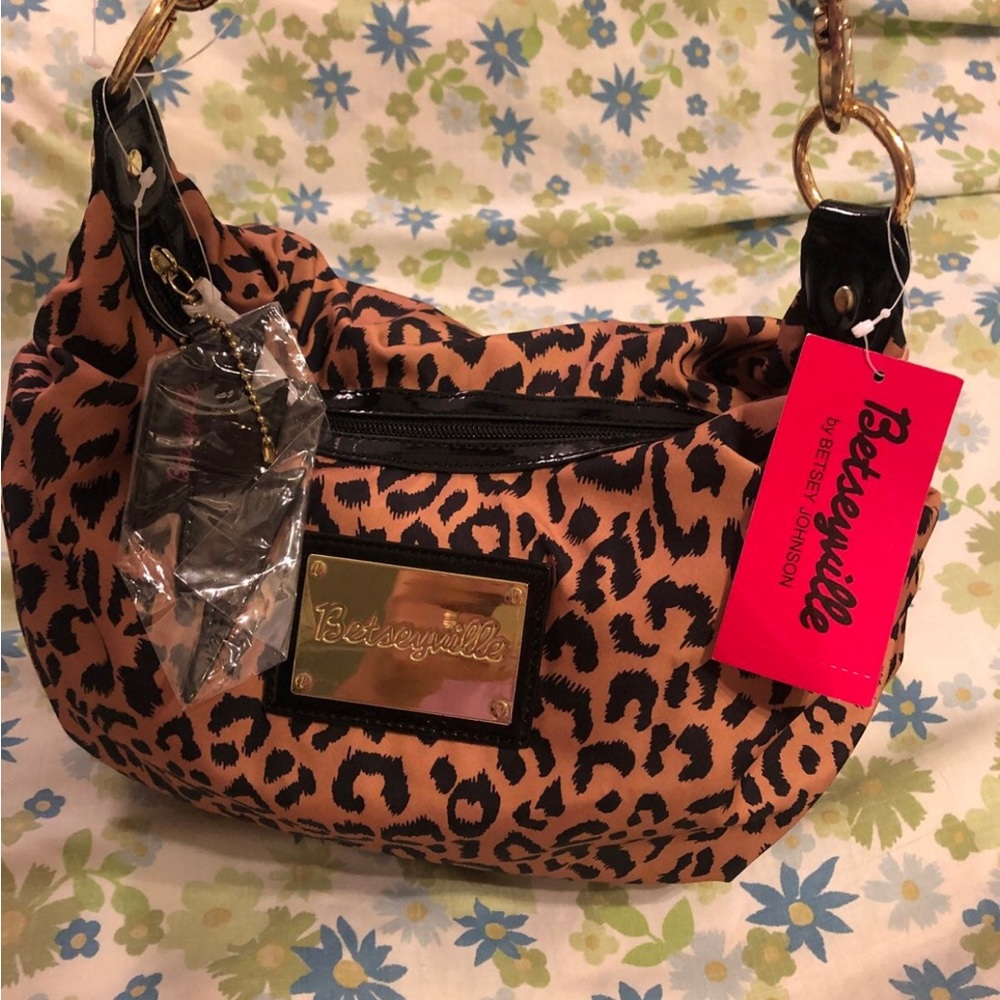 Betseyville Nylon bag and leopard print Purse